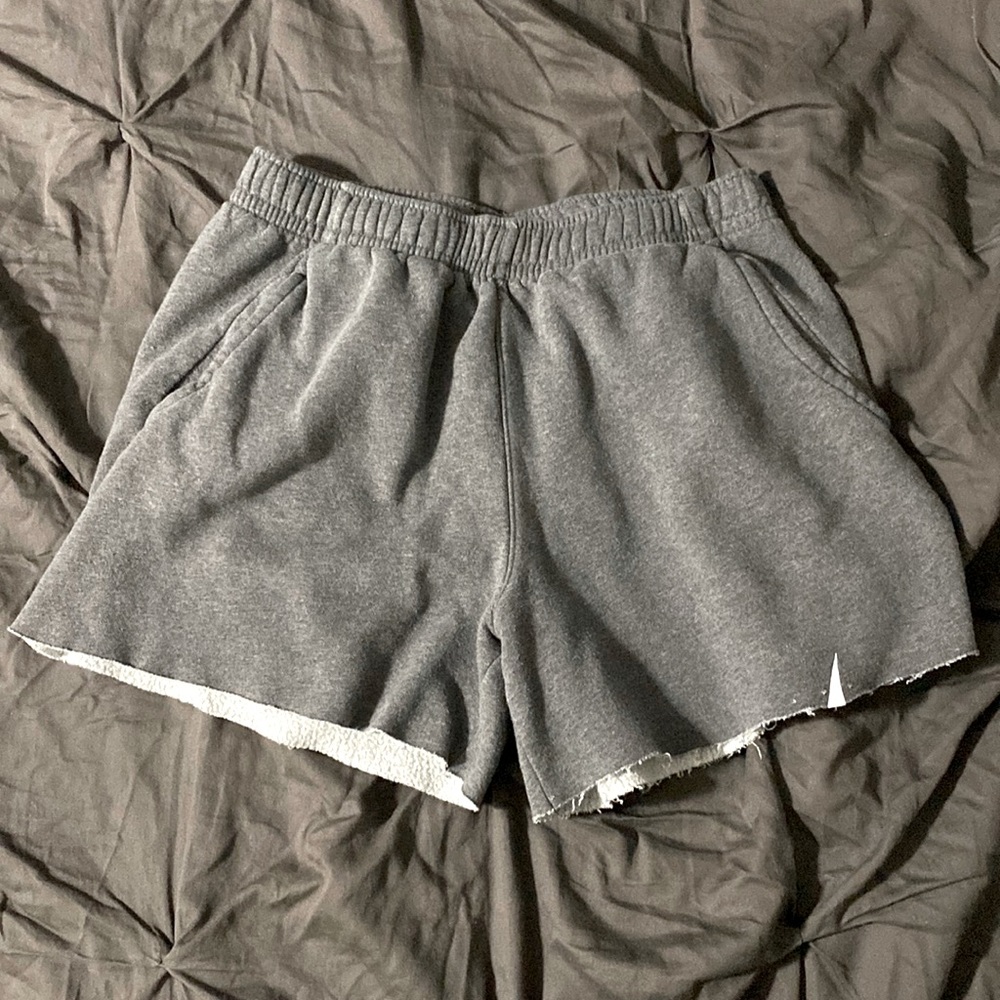 Nike Fleece Shorts | Charcoal | SMALL